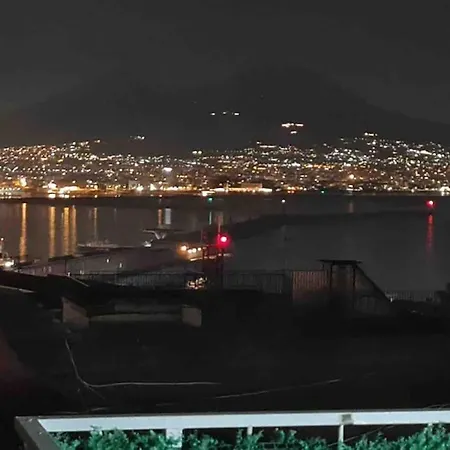 Home Napoli Apartman *